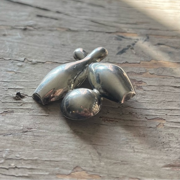 Vintage Bowling Pin, Silver - Picture 4 of 6